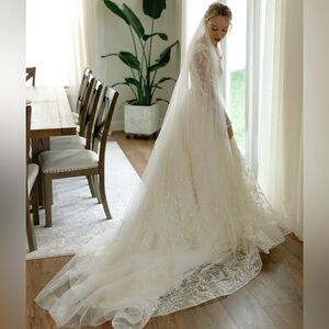 The wedding dress